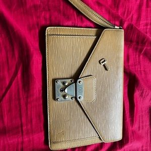 Vintage Louis Vuitton Sellier Dragonne Epi Leather ~ Authentic